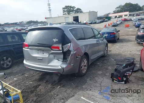 2017 Chrysler Pacifica Touring-L из США, поврежденный, VIN 2C4RC1BG5HR654511